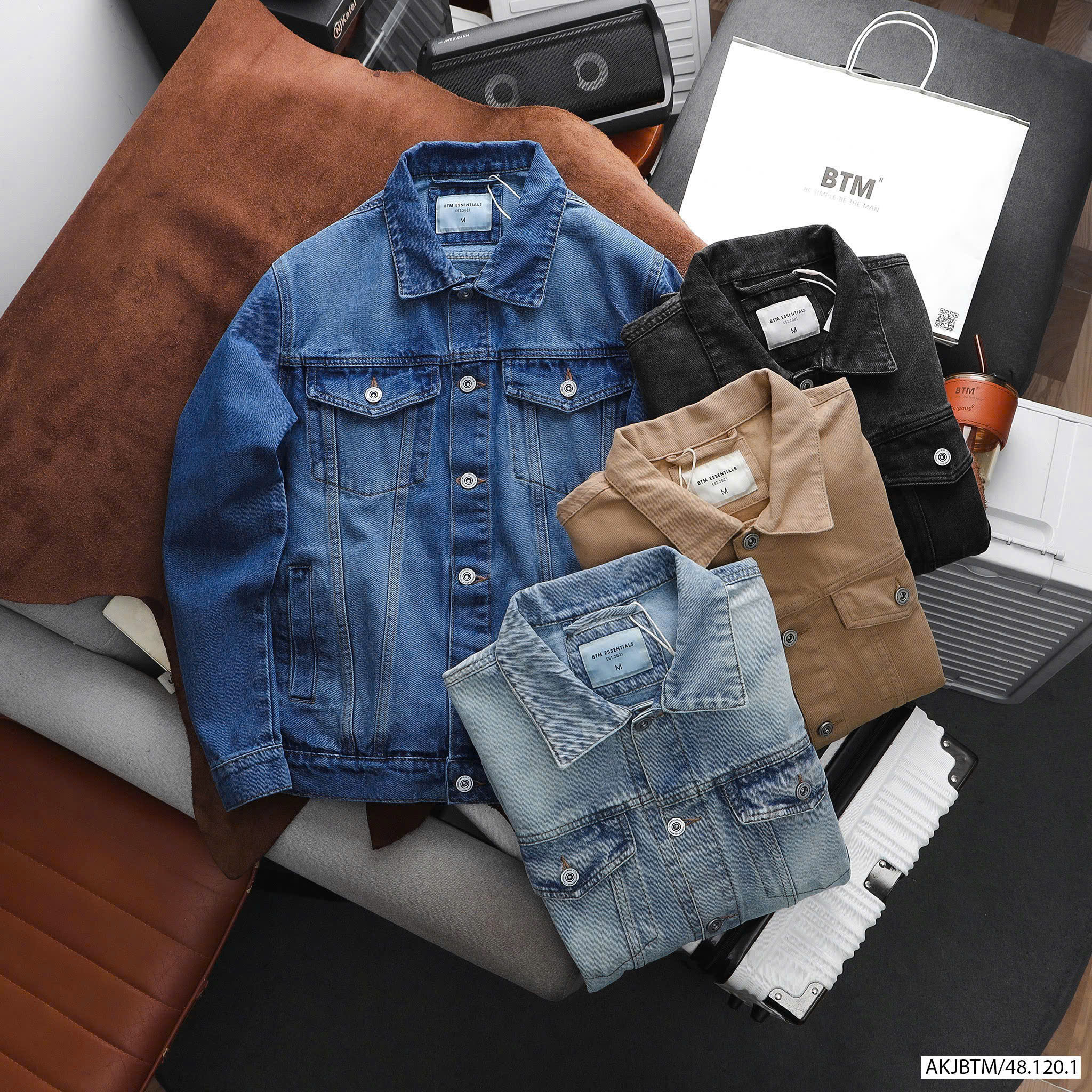 Áo khoác jeans BTM - Regular fit