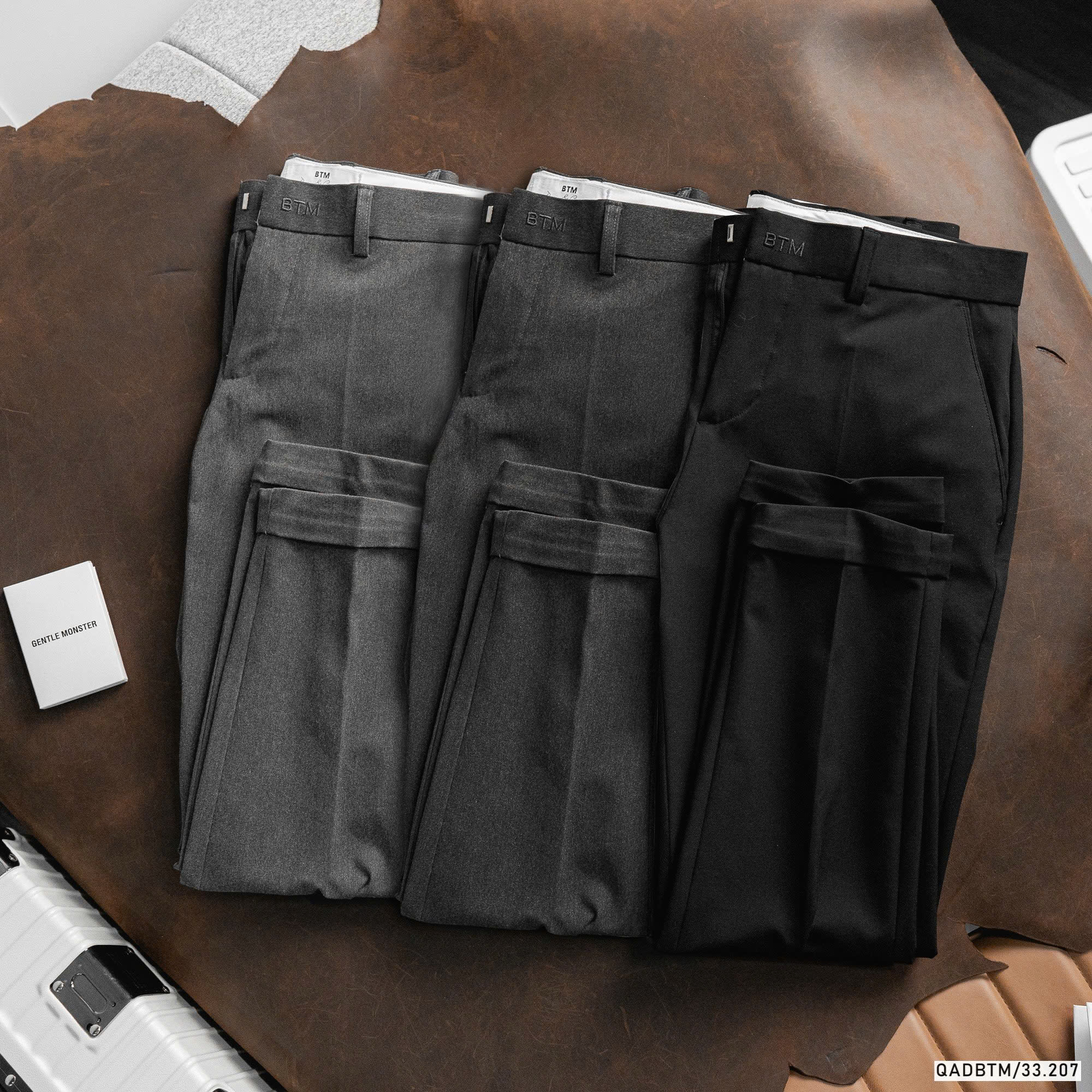 Quần âu BTM vắt gấu form ngang mắc cá chân